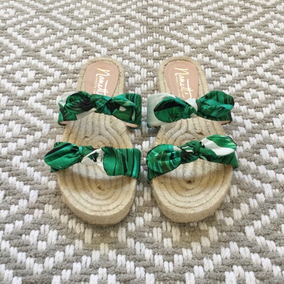 Green Tropical Leaf Print Espadrille Slide Sandals - Picture 1 of 10